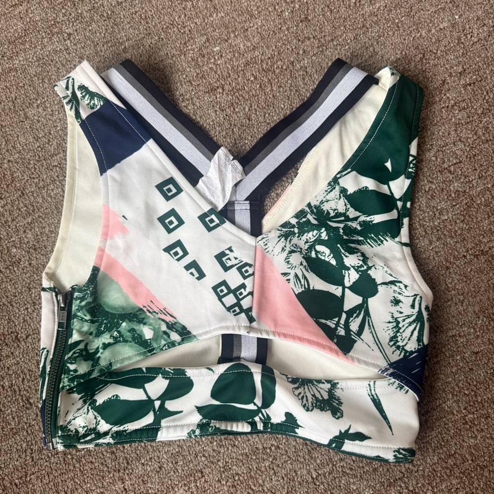 Abstract crop top - Picture 5 of 5